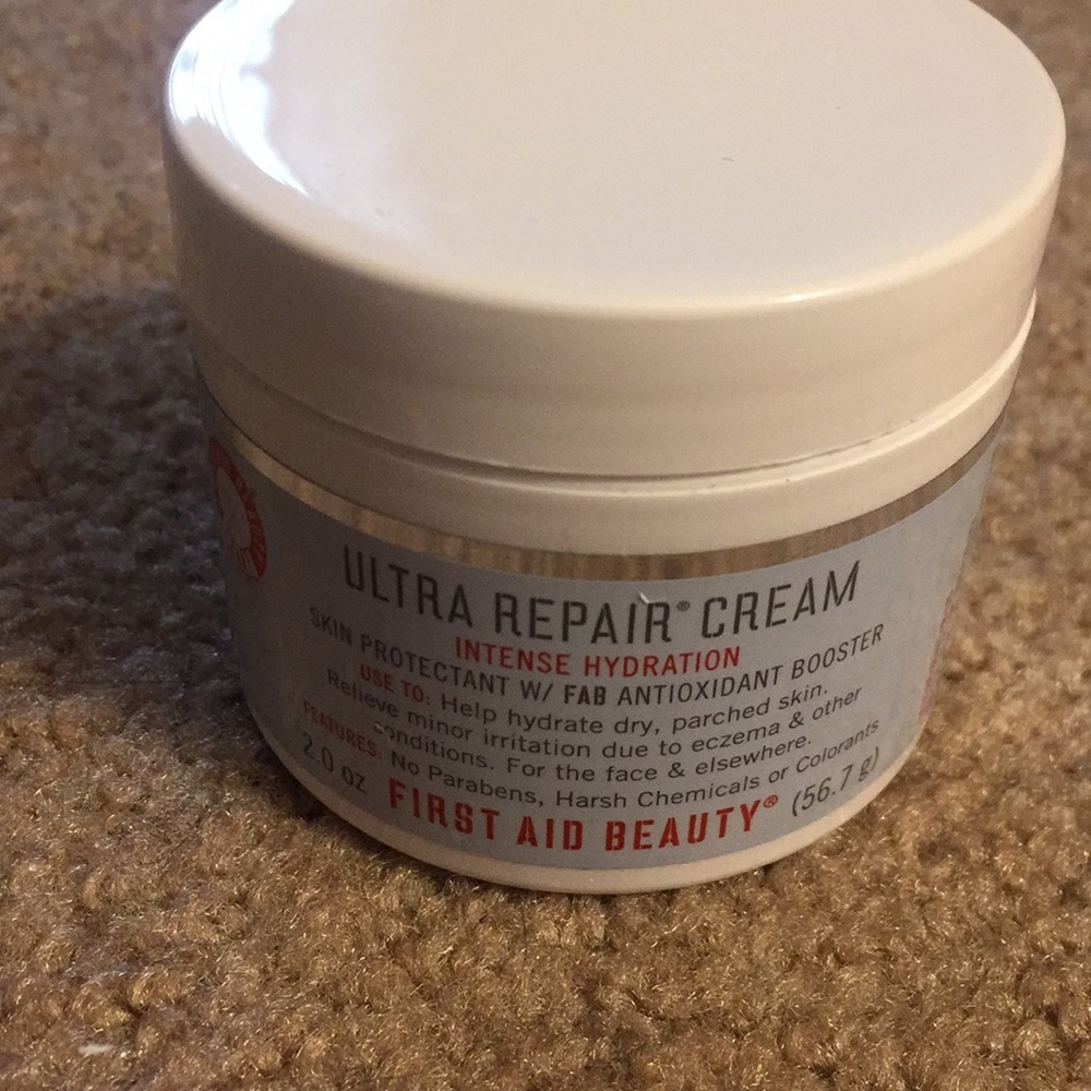 NEW First aid beauty ultra repair cream. In 2.0 oz